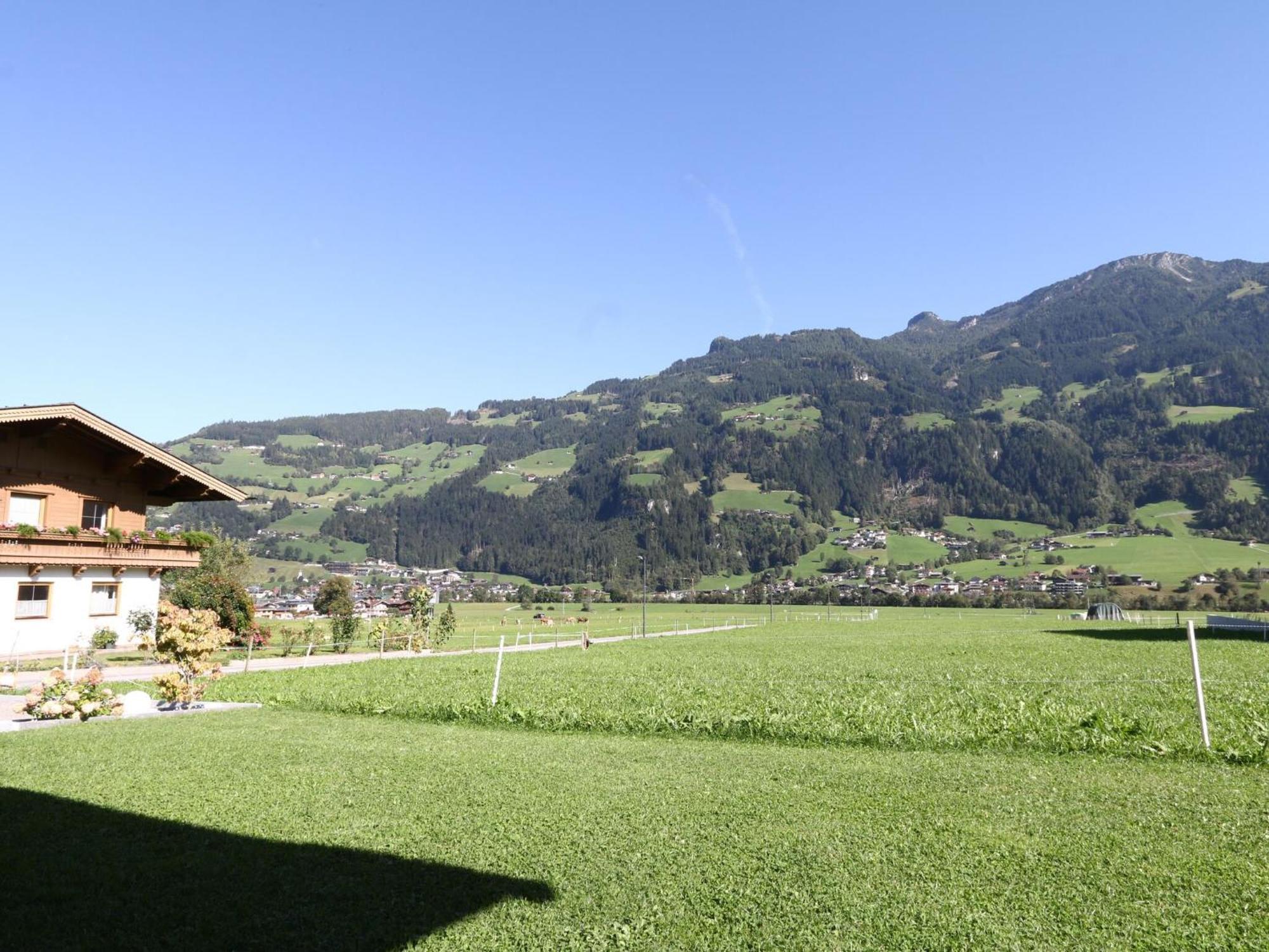 Quiet Holiday Flat Near The Mayrhofen Ski Area Schwendau Zewnętrze zdjęcie